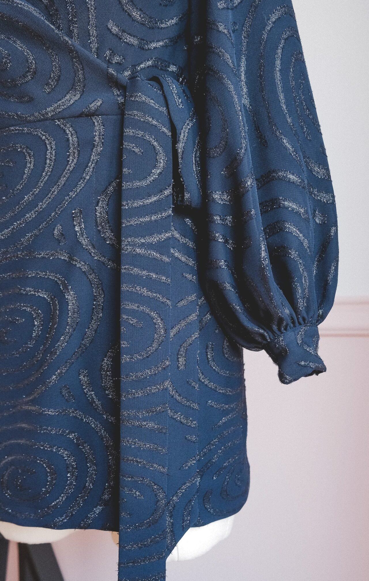 Robe à Paillettes Pour Fille Avec Ourlet Fourrure Amovible - Tenue Fête, Disco, Soirée, Sans Manches